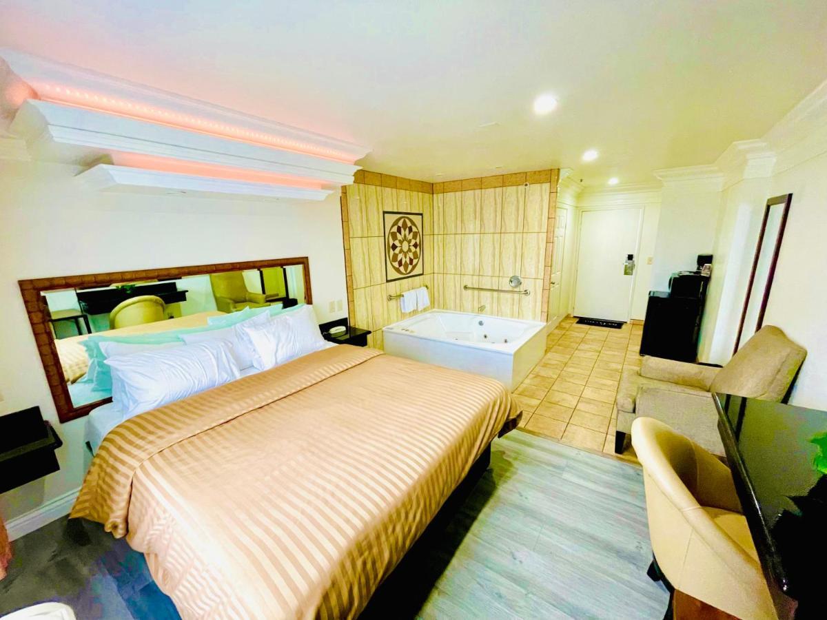 Rodeway Inn Santa Ana Ngoại thất bức ảnh