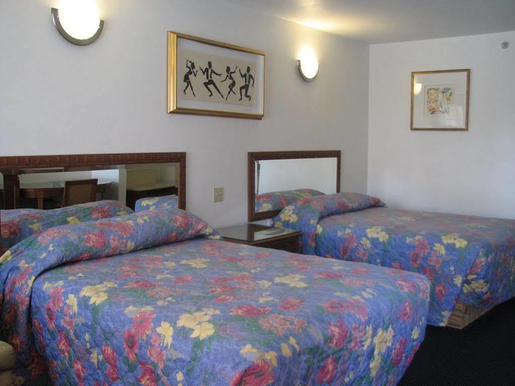 Rodeway Inn Santa Ana Ngoại thất bức ảnh